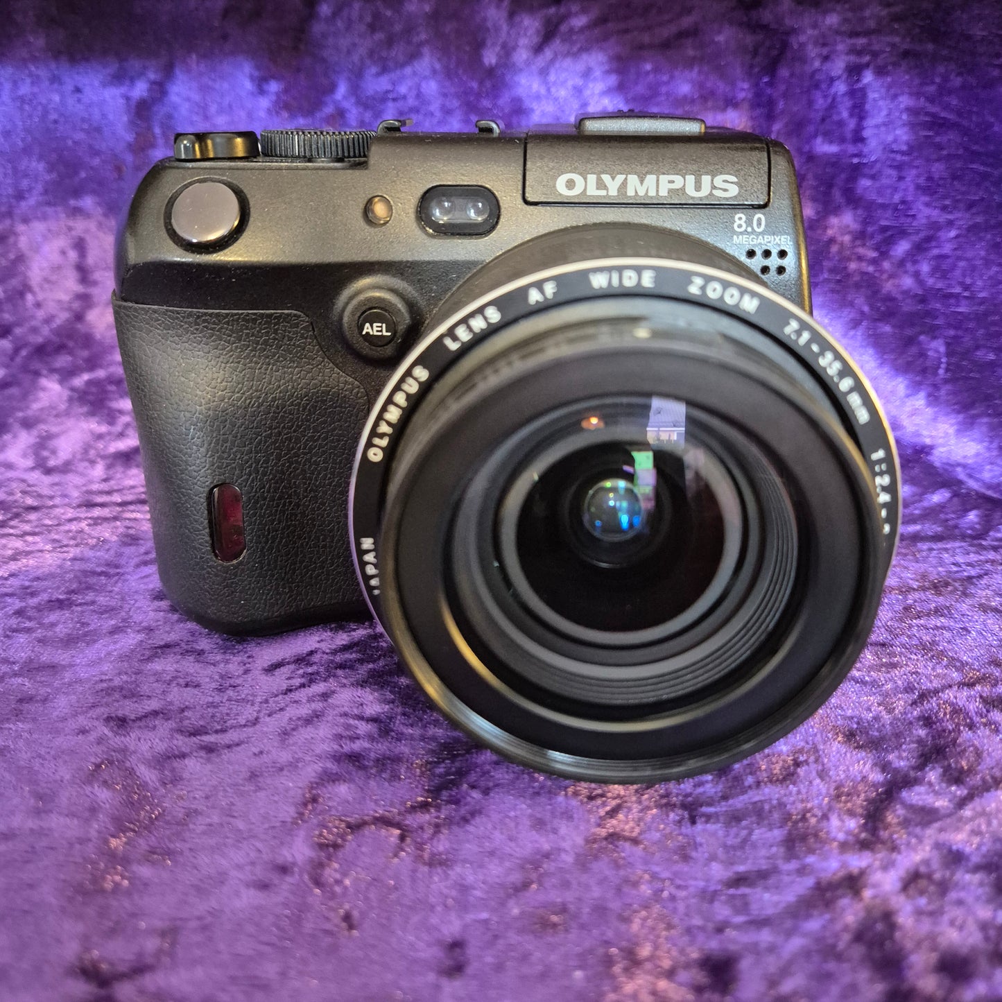 Olympus C-8080