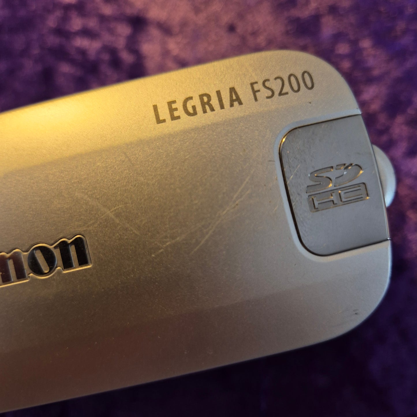 Canon FS200