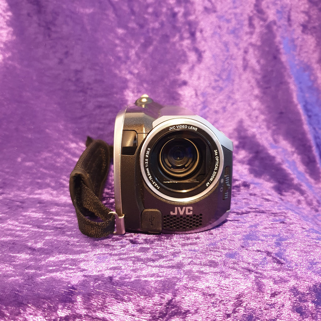 JVC Everio GZ-MG130e