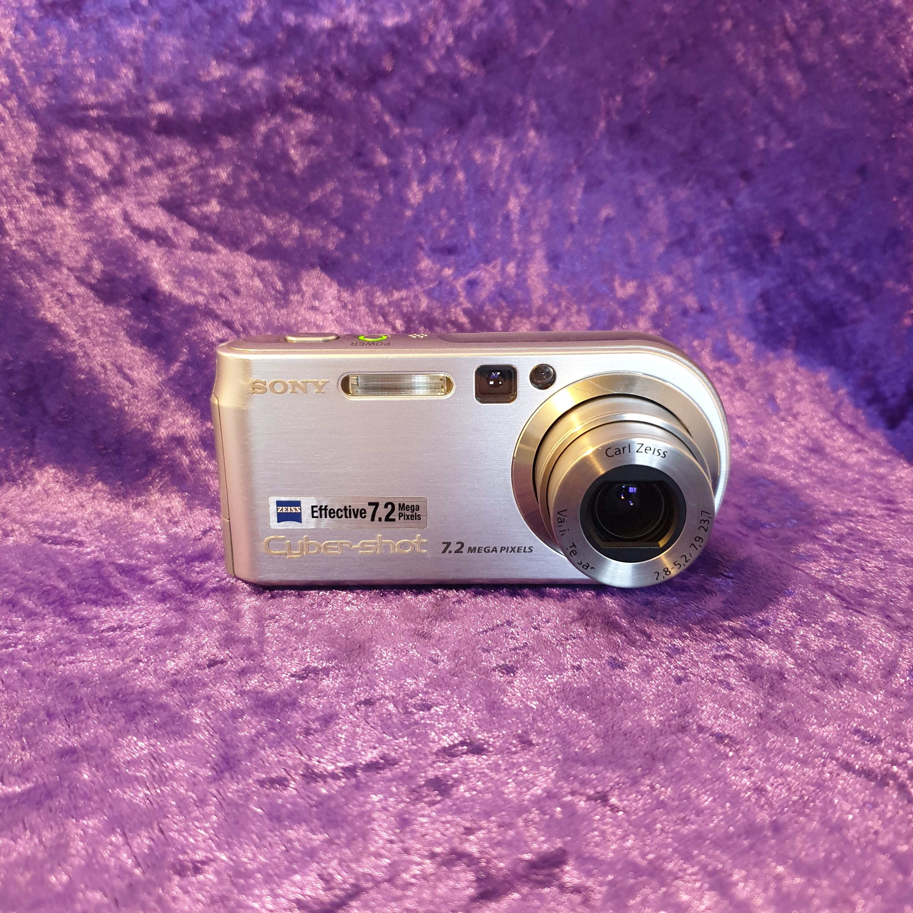 Sony Cybershot DSC-P200