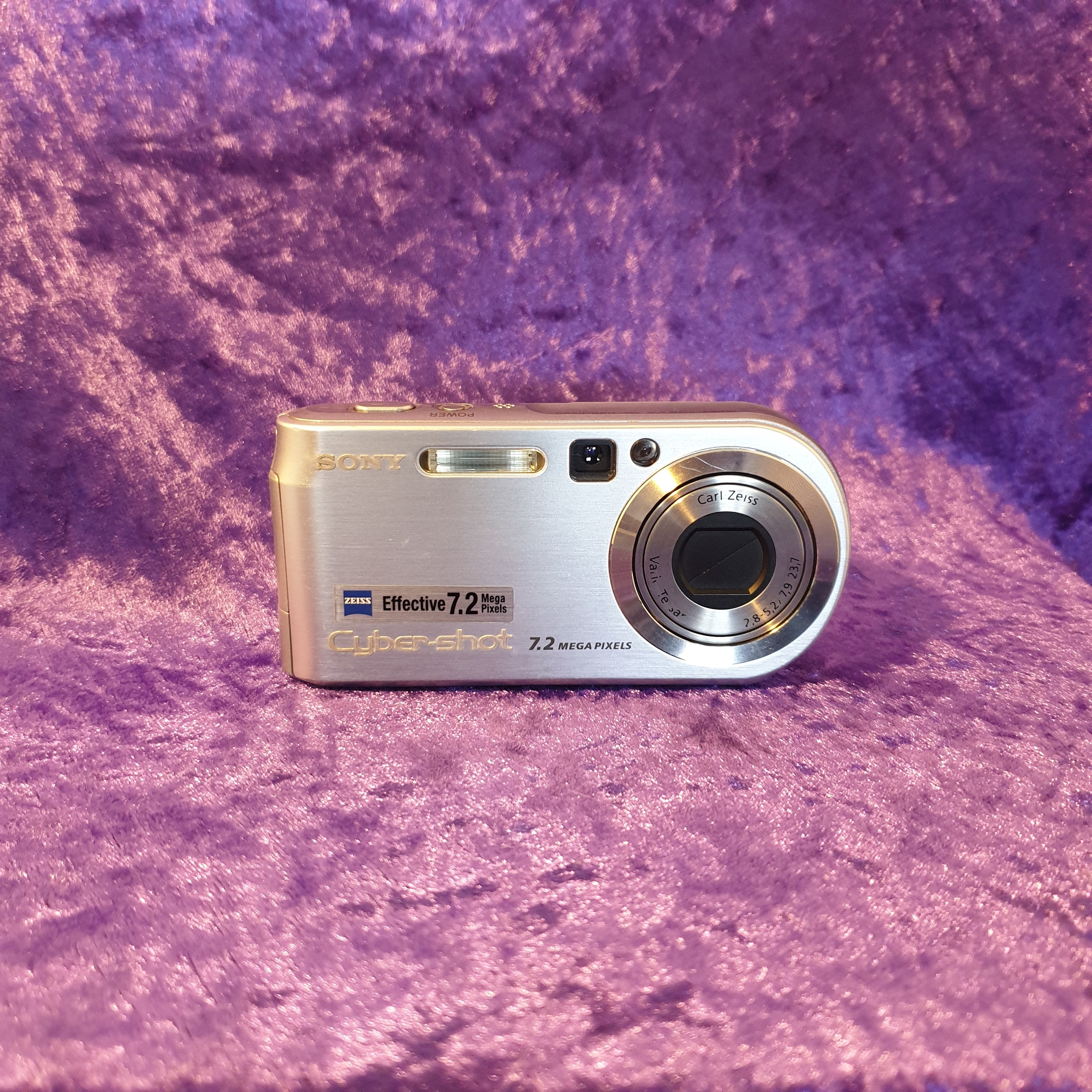 Sony Cybershot DSC-P200