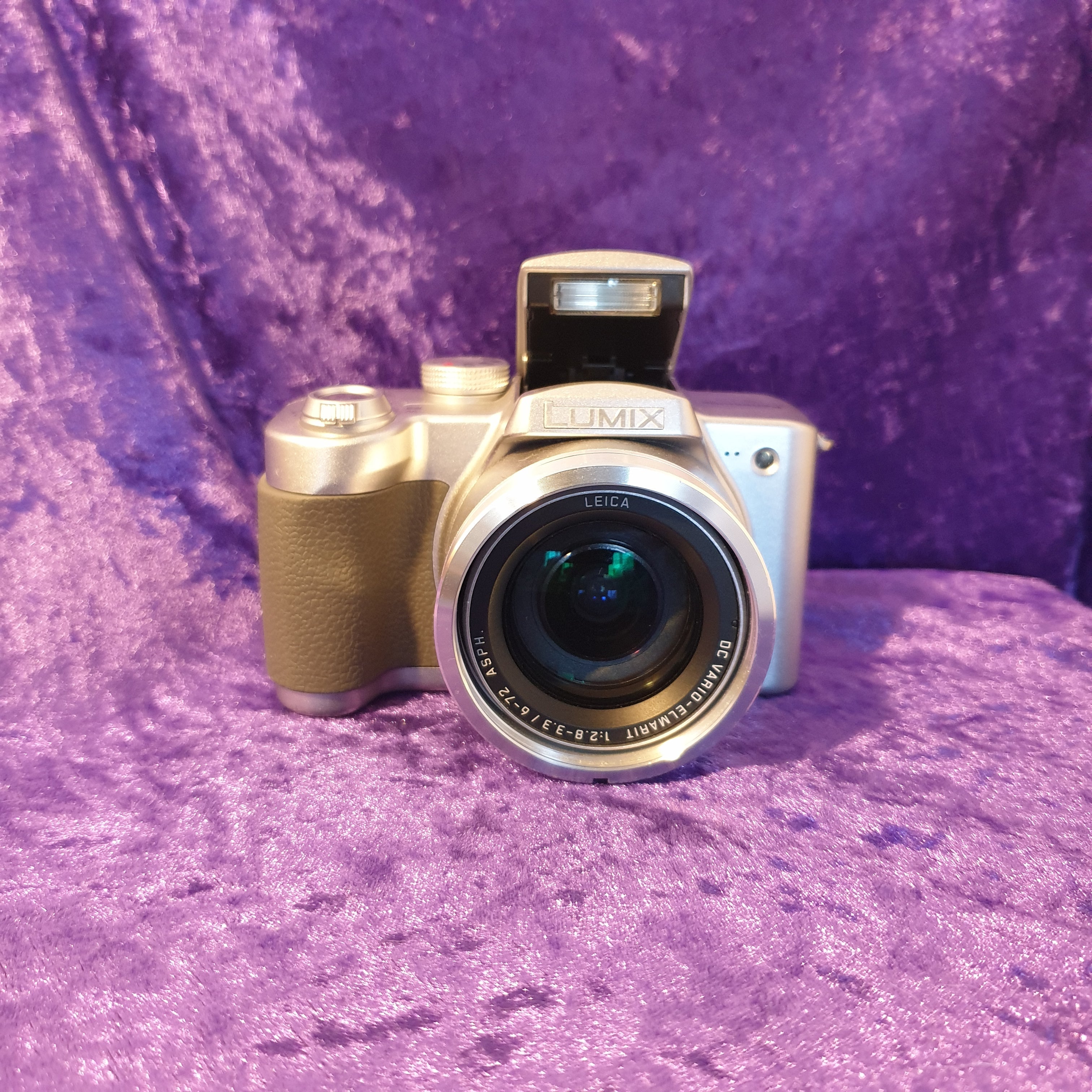 Panasonic Lumix DMC-FZ5