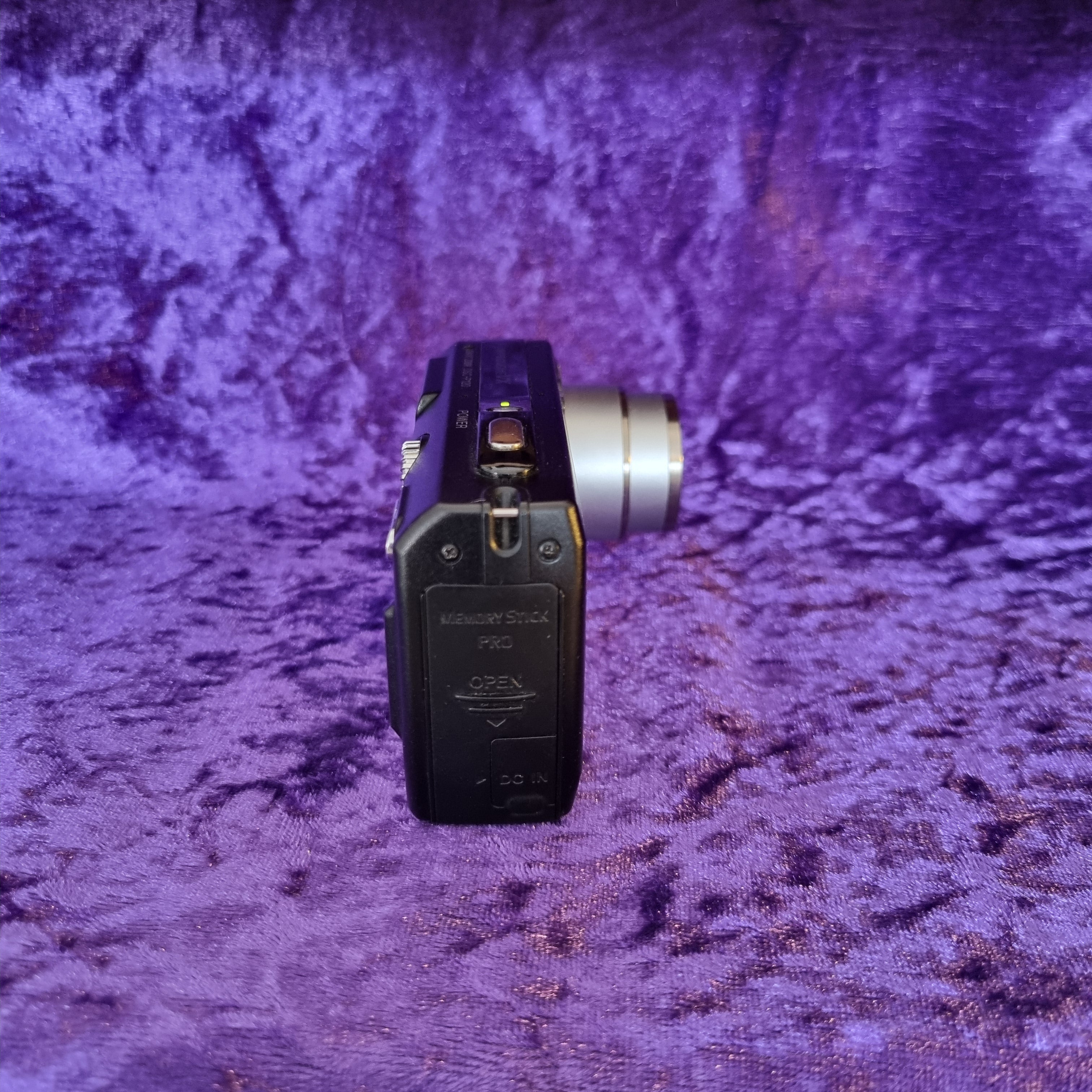 Sony Cybershot DSC-P120