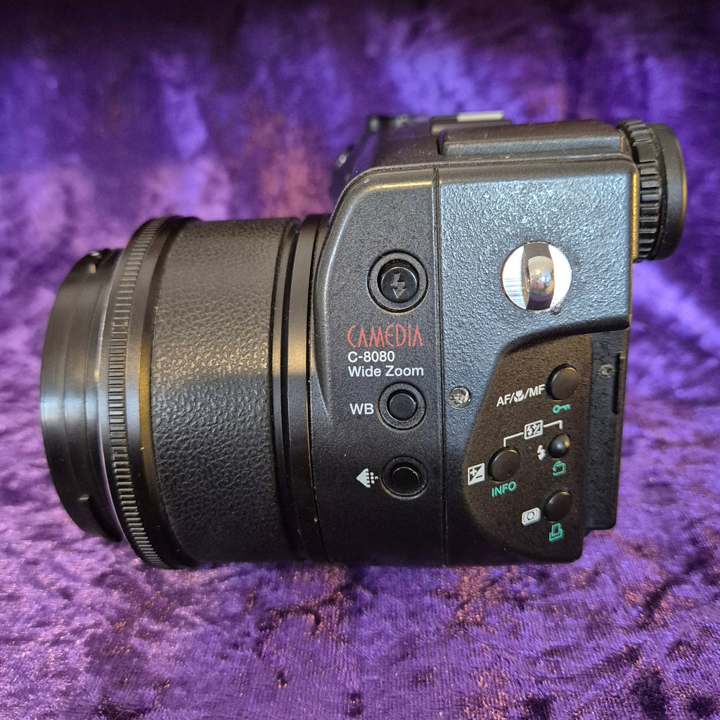Olympus C-8080