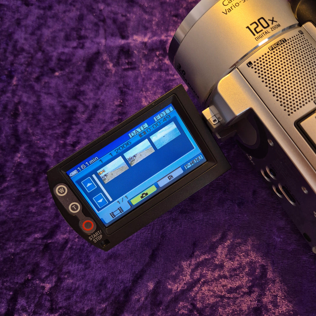 Sony Handycam DCR-SR90E